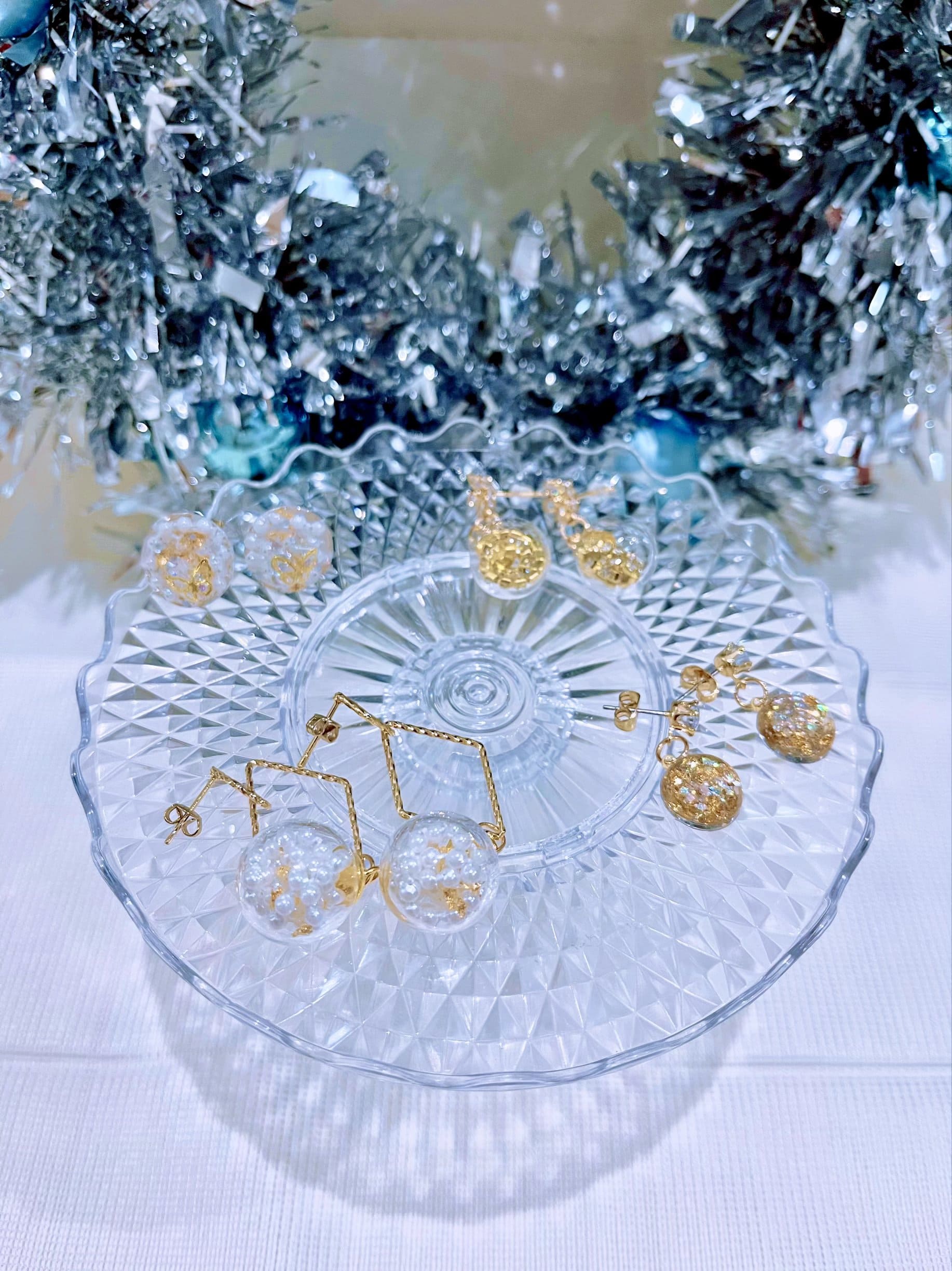 No.5  ハンドメイド イヤリング　ガラスドーム　紫陽花 No.5 ハンドメイド イヤリング ガラスドーム 紫陽花（ガラス